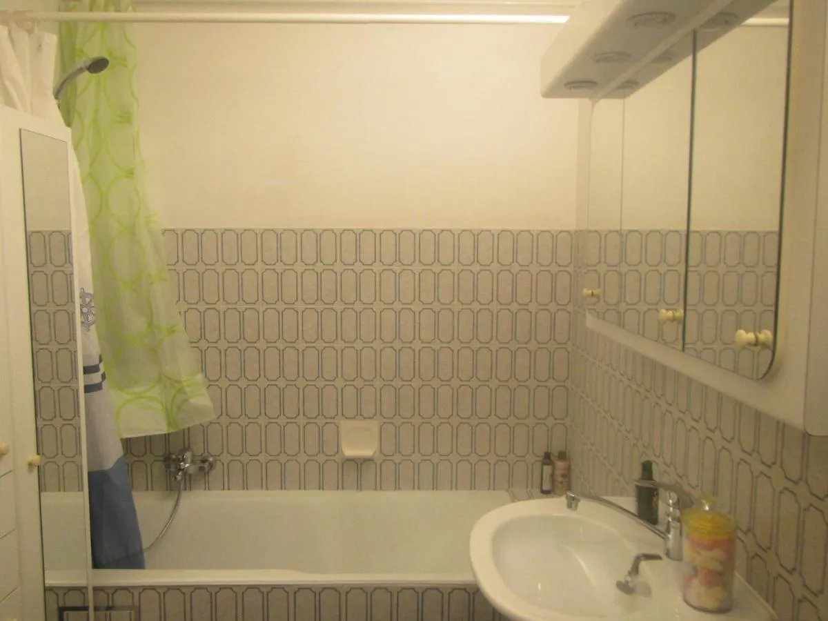 - - - - - Au Sixieme Ciel - - - - - Apartment Brussels