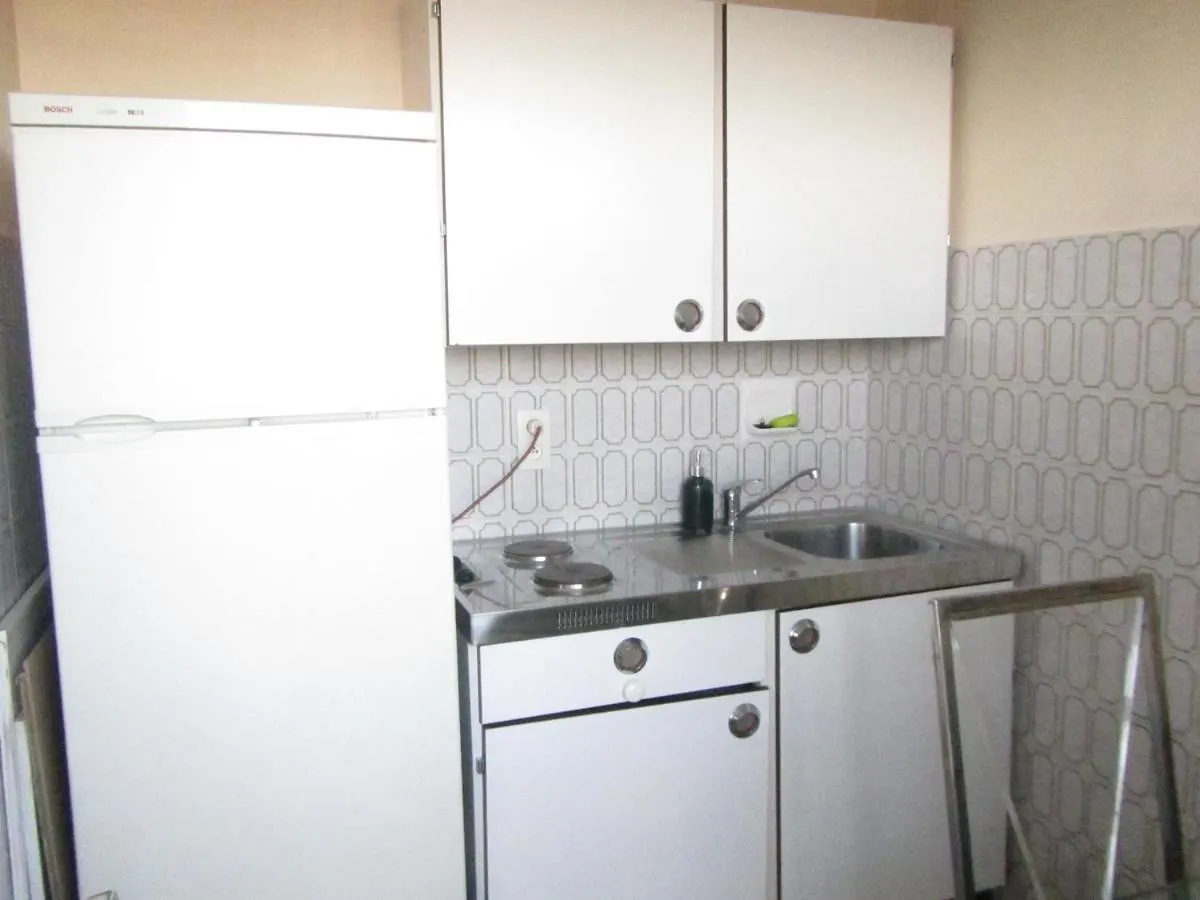 - - - - - Au Sixieme Ciel - - - - - Apartment Brussels